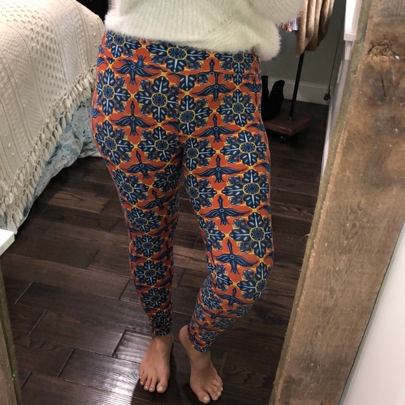 Gorgeous LulaRoe orange & blue one size leggings - Picture 2 of 8